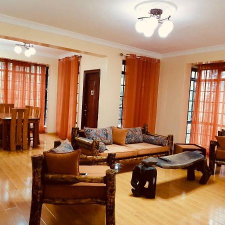 Mani'S Home Away From Home Nairobi Buitenkant foto