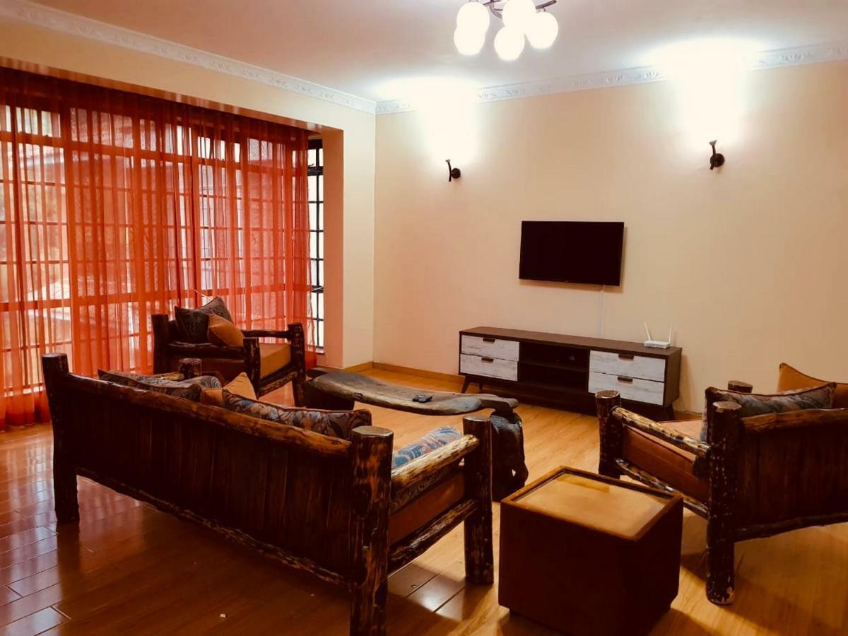 Mani'S Home Away From Home Nairobi Buitenkant foto