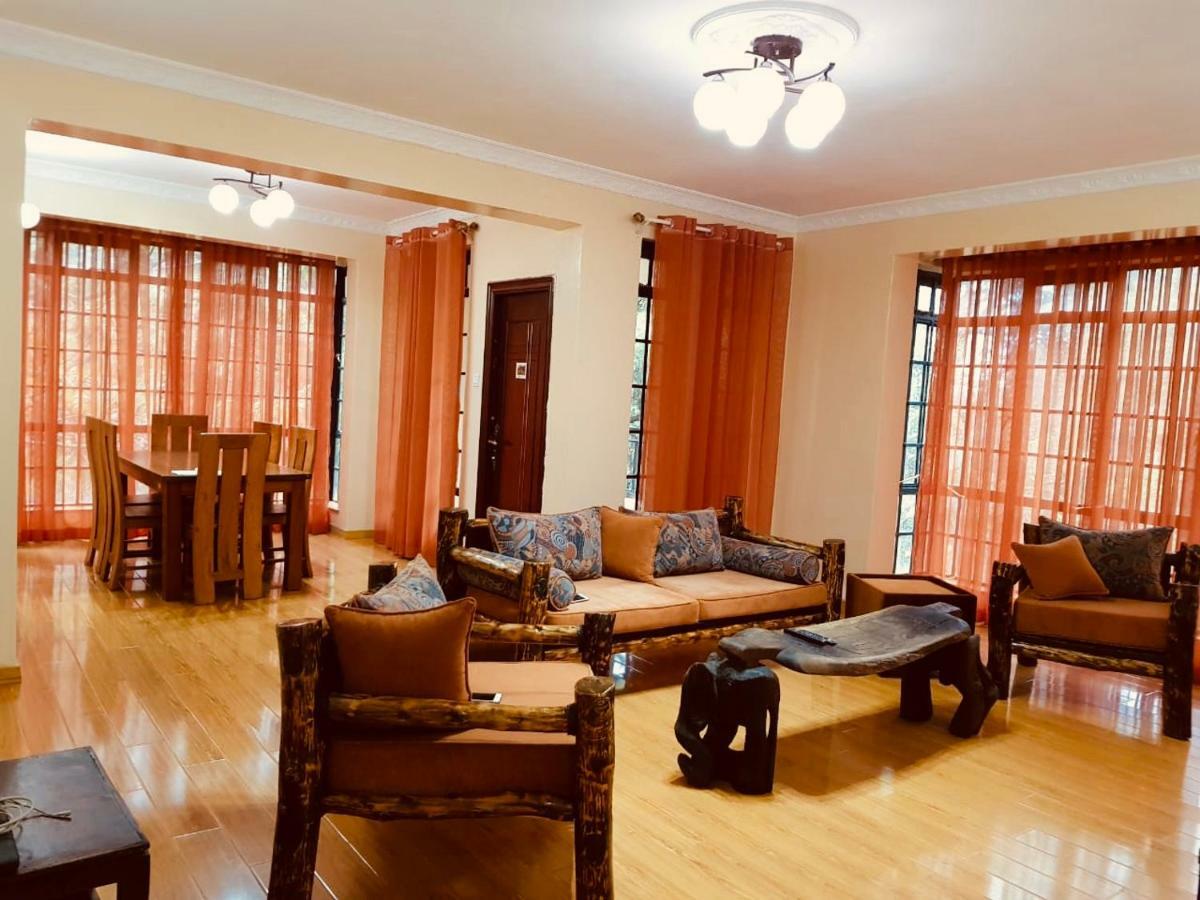 Mani'S Home Away From Home Nairobi Buitenkant foto