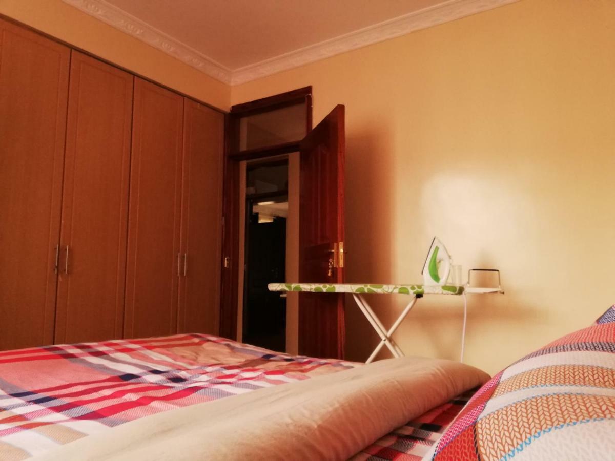 Mani'S Home Away From Home Nairobi Buitenkant foto