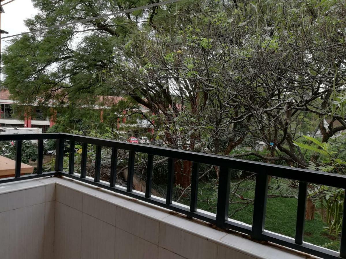 Mani'S Home Away From Home Nairobi Buitenkant foto